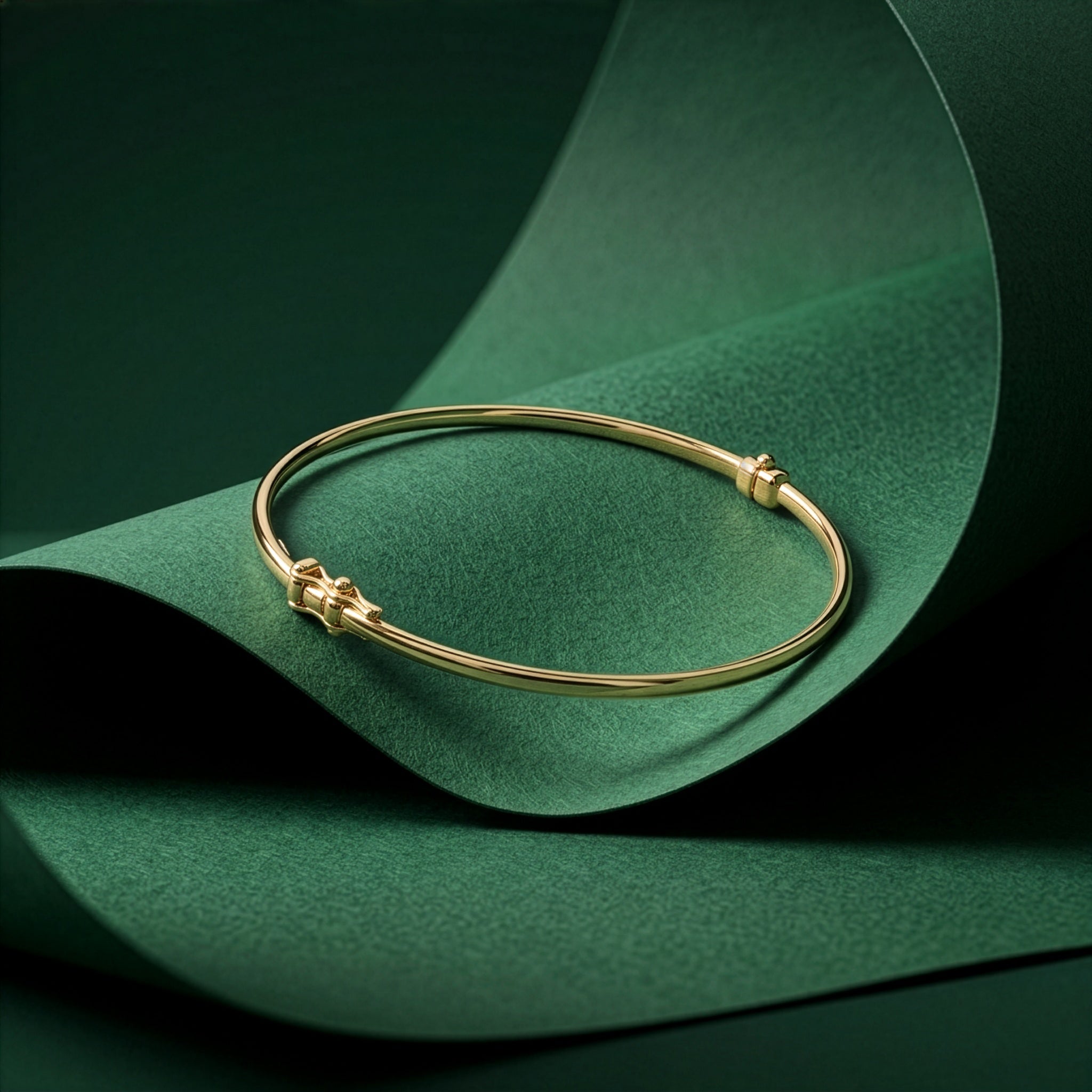 HINGED BANGLES
