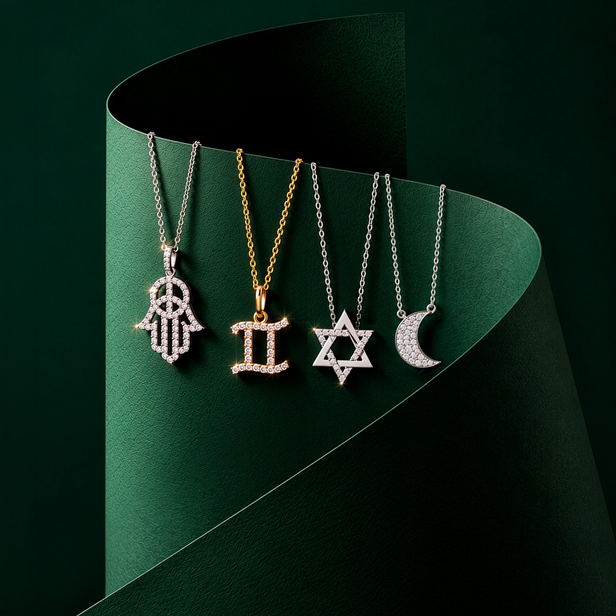 SYMBOL & MOTIF PENDANTS