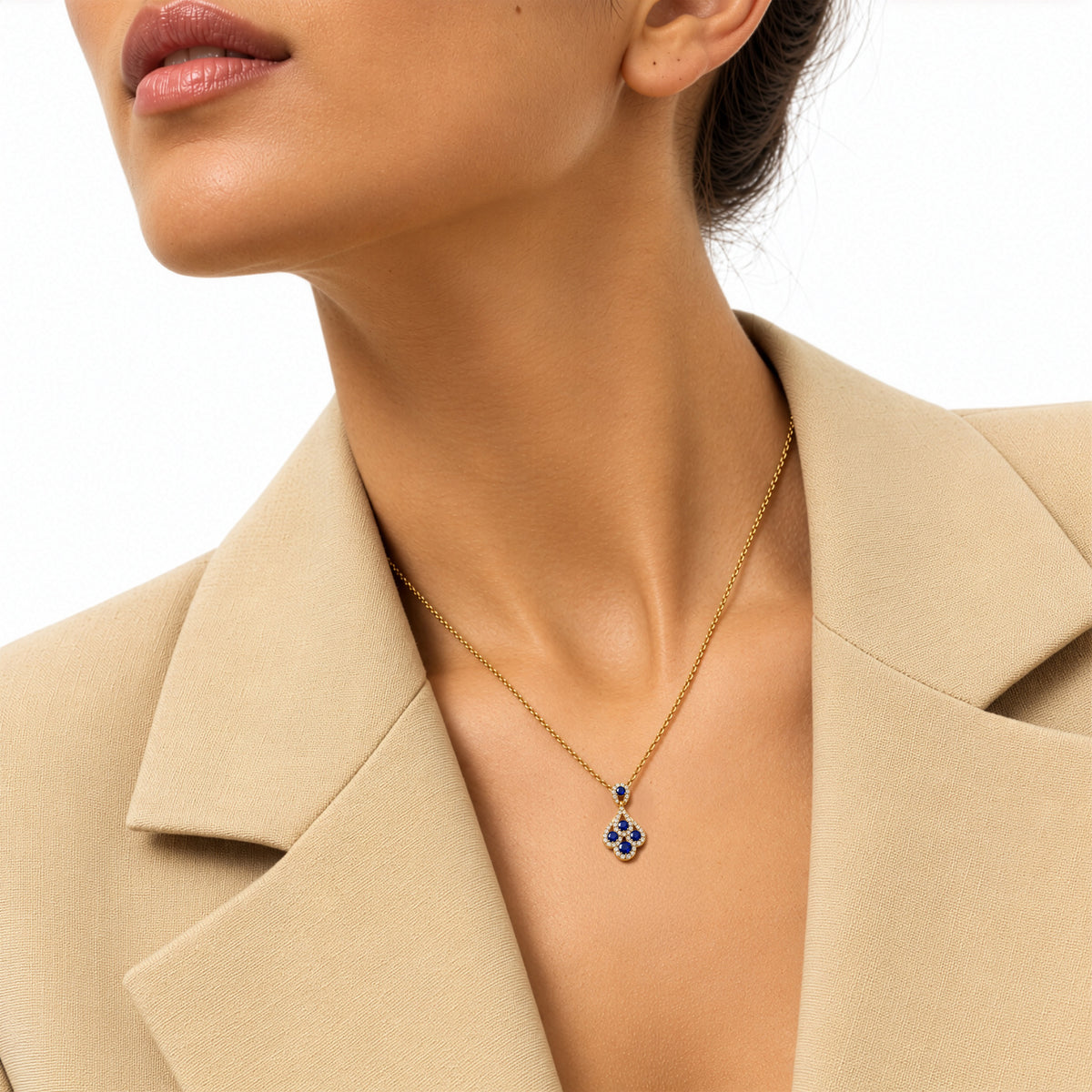 18ct Yellow Gold Round Natural Sapphire and Diamond Peacock Pendant