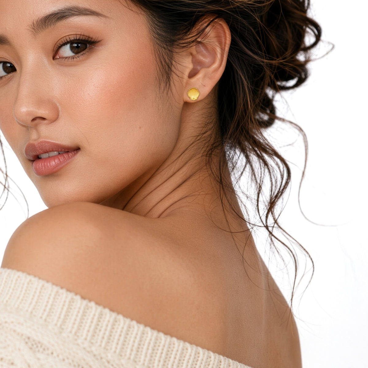9ct Gold Satin Textured Scallop Shell Stud Earrings