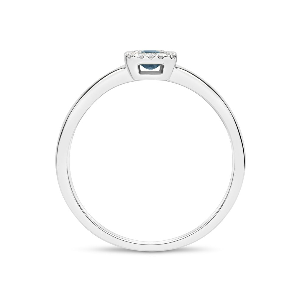 18ct White Gold Emerald Cut Sapphire and Diamond Microset Cluster Ring — 5x3mm