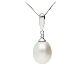 9ct White Gold Freshwater Pearl & Diamond Pendant