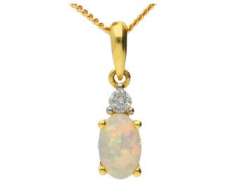 18ct Yellow Gold Diamond & 0.30ct Opal Pendant