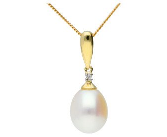 9ct Yellow Gold Pearl & Diamond Pendant