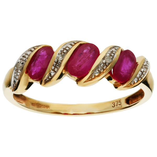 9ct Yellow Gold Ruby & Diamond Ring