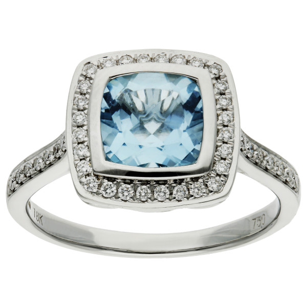 18ct White Gold 1.37ct Aquamarine Cluster Ring