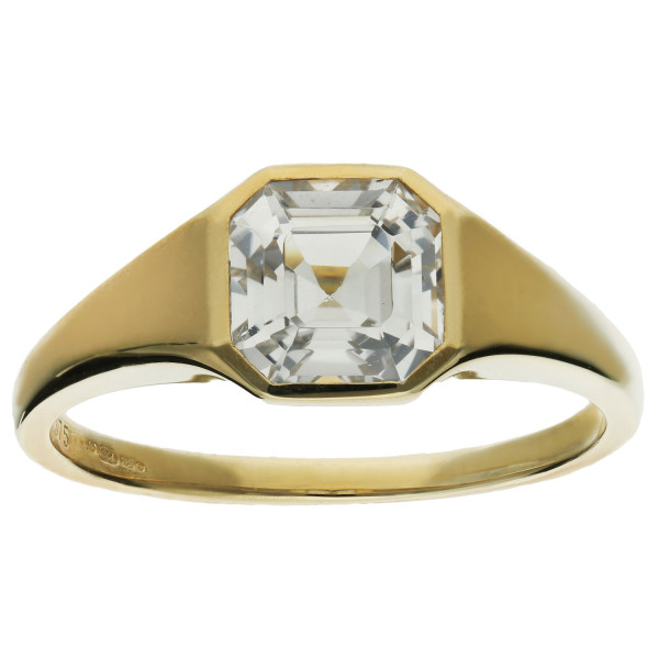9ct Gold Topaz Solitaire Ring