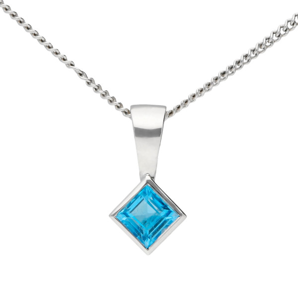9ct White Gold 3mm Topaz Solitaire Diamond Shape Pendant
