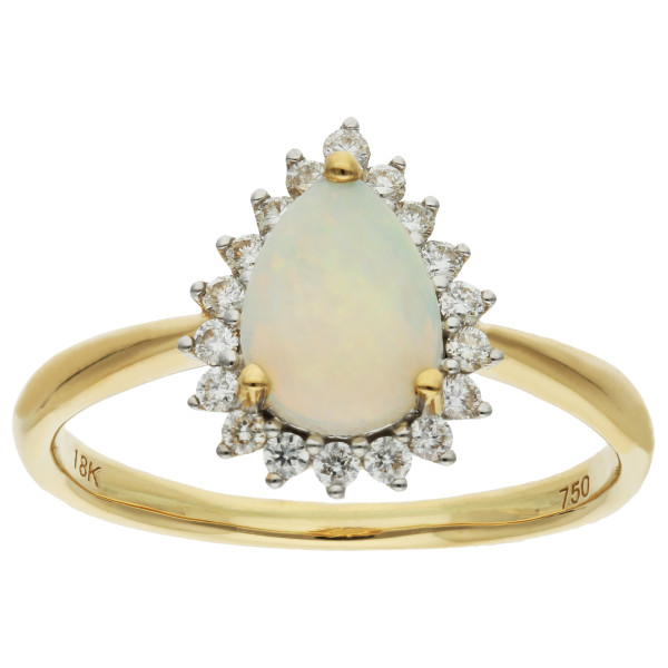 18ct Gold 0.68ct Opal Cocktail Ring